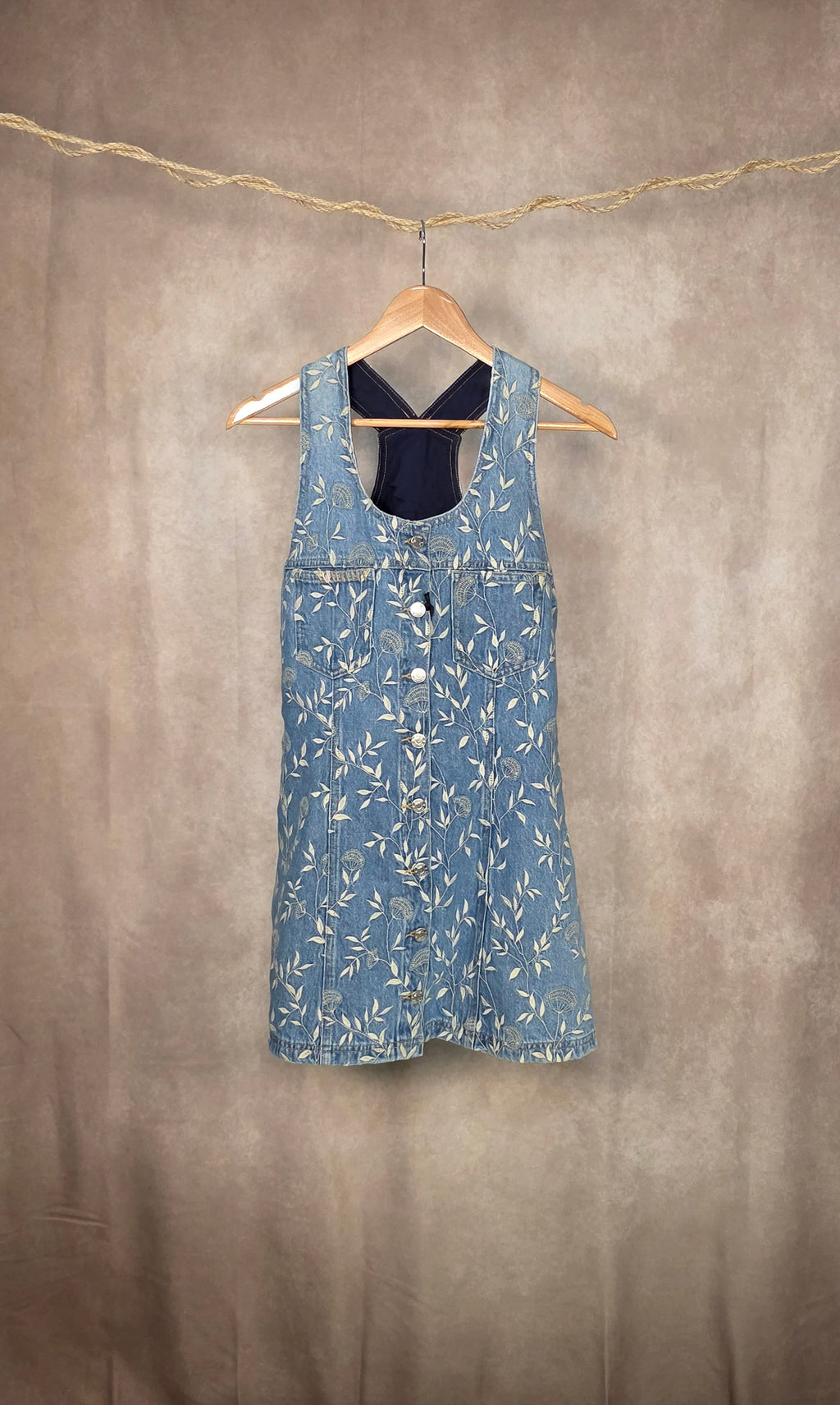 Abito salopette in denim