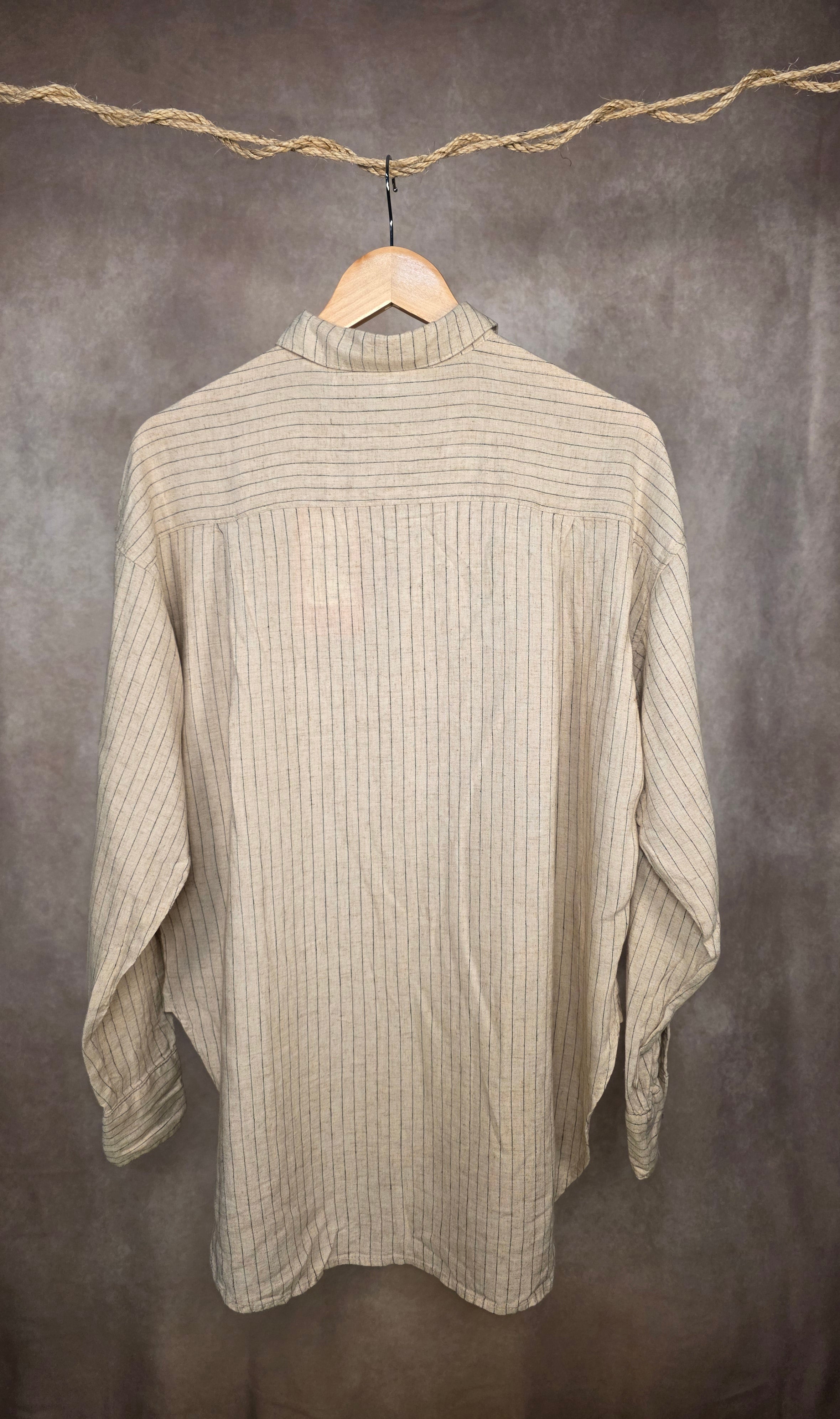 Camicia con trama a maniche lunghe