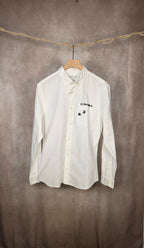 Camicia bianca a maniche lunghe