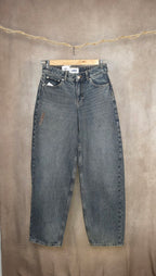 Jeans barrel fit