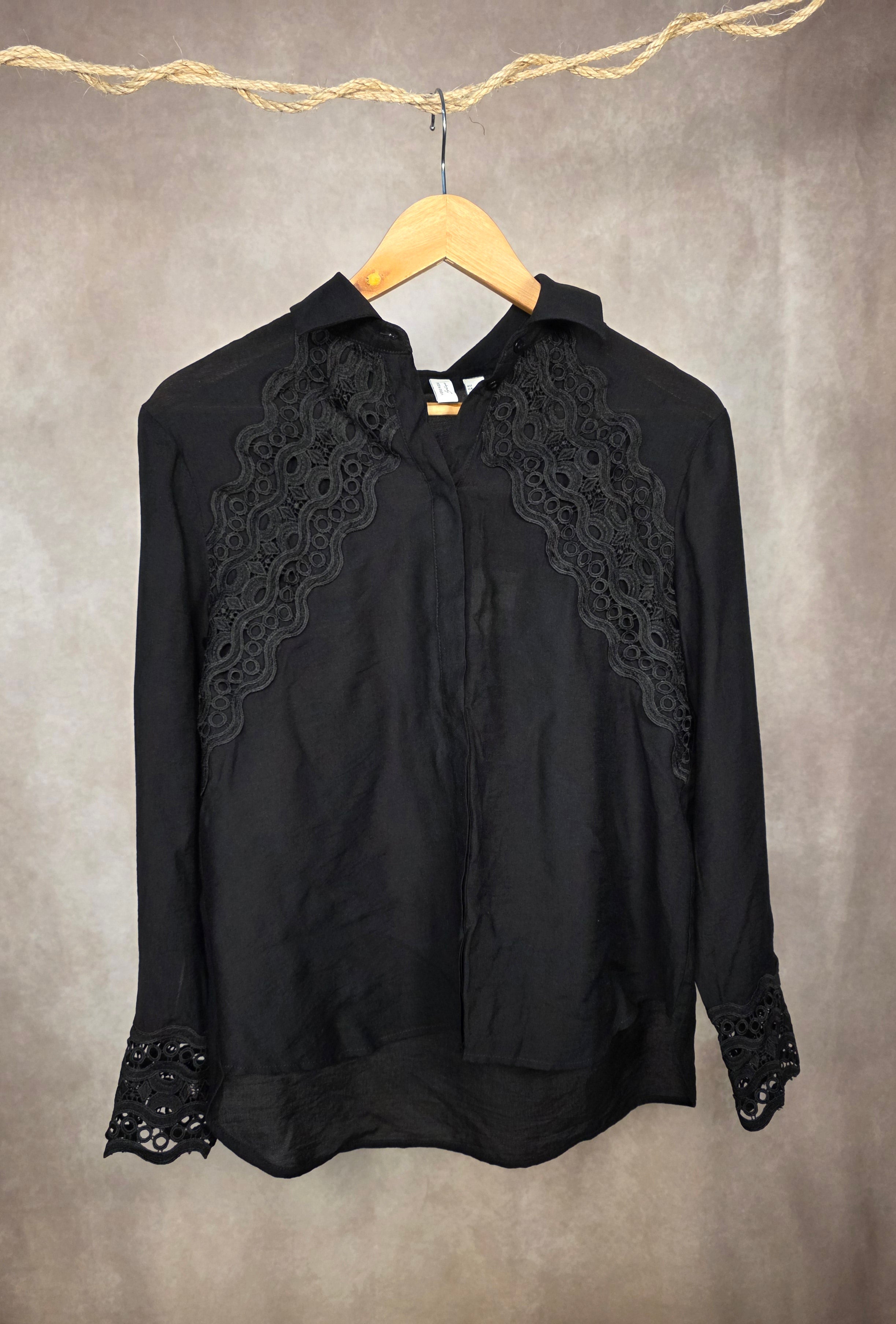 Camicia con inserti in pizzo