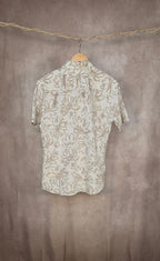 Camicia con stampa floreale neutra