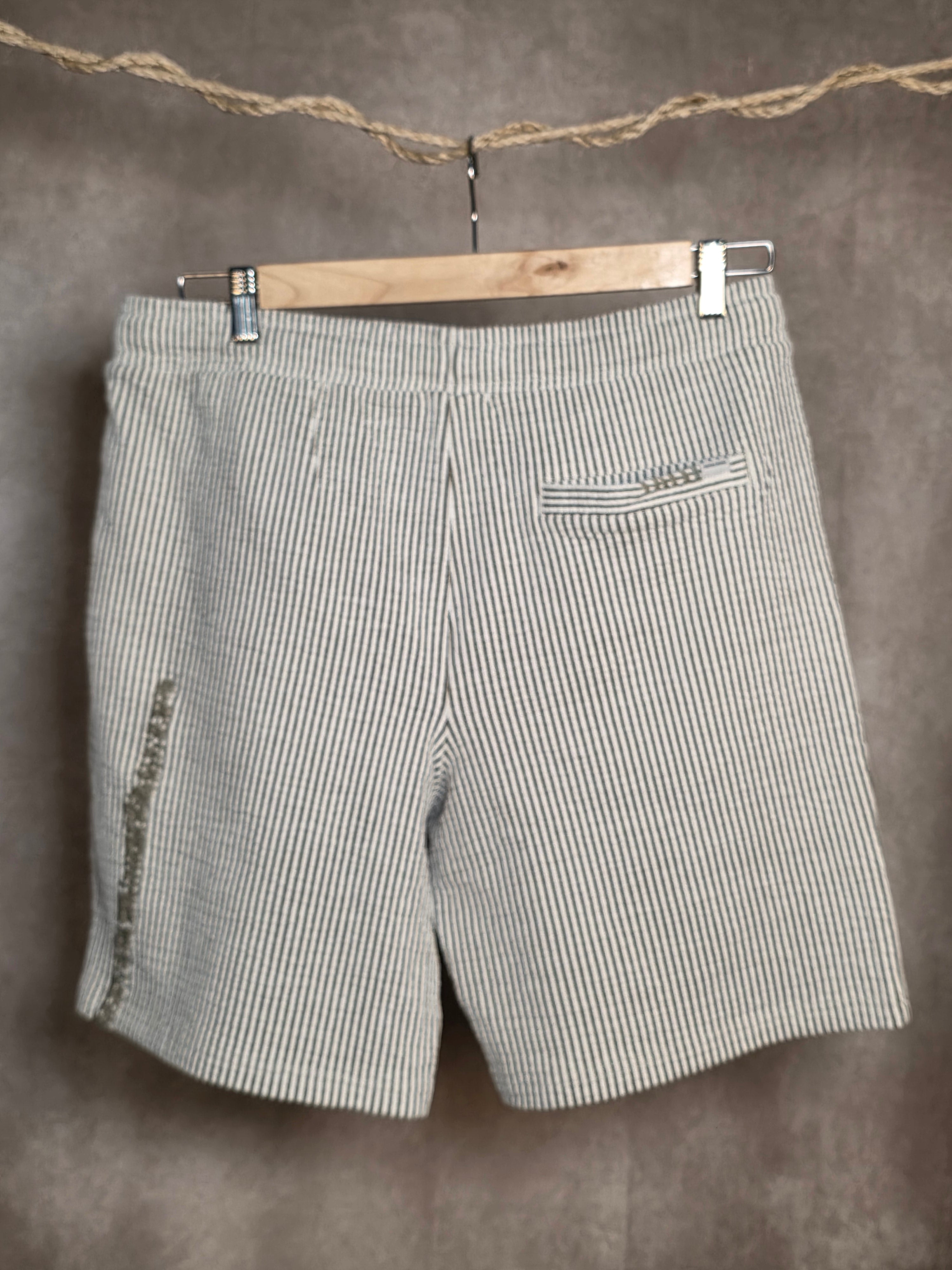 Bermuda a righe relaxed fit
