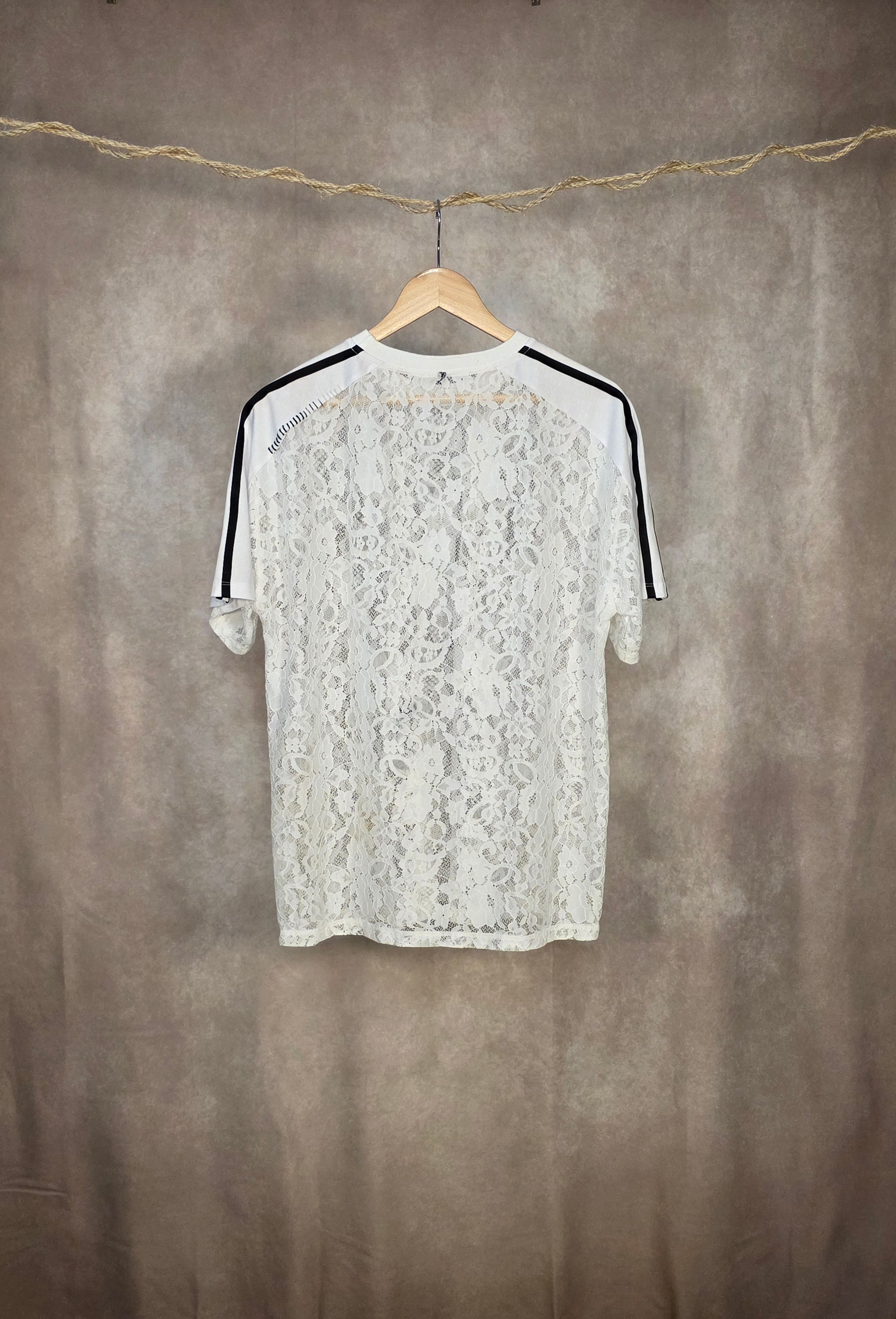 T-Shirt in pizzo