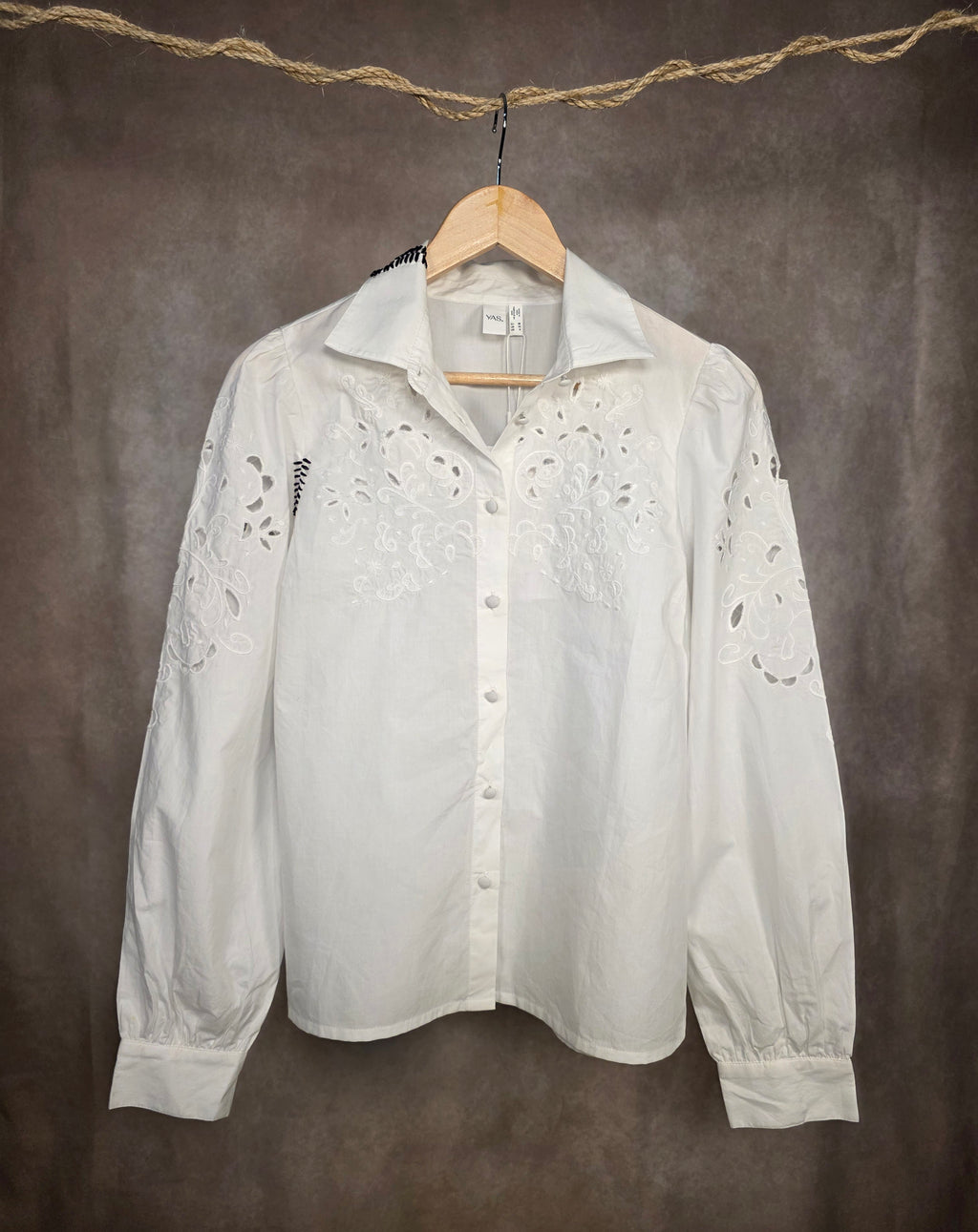 Camicia con dettagli cut-out