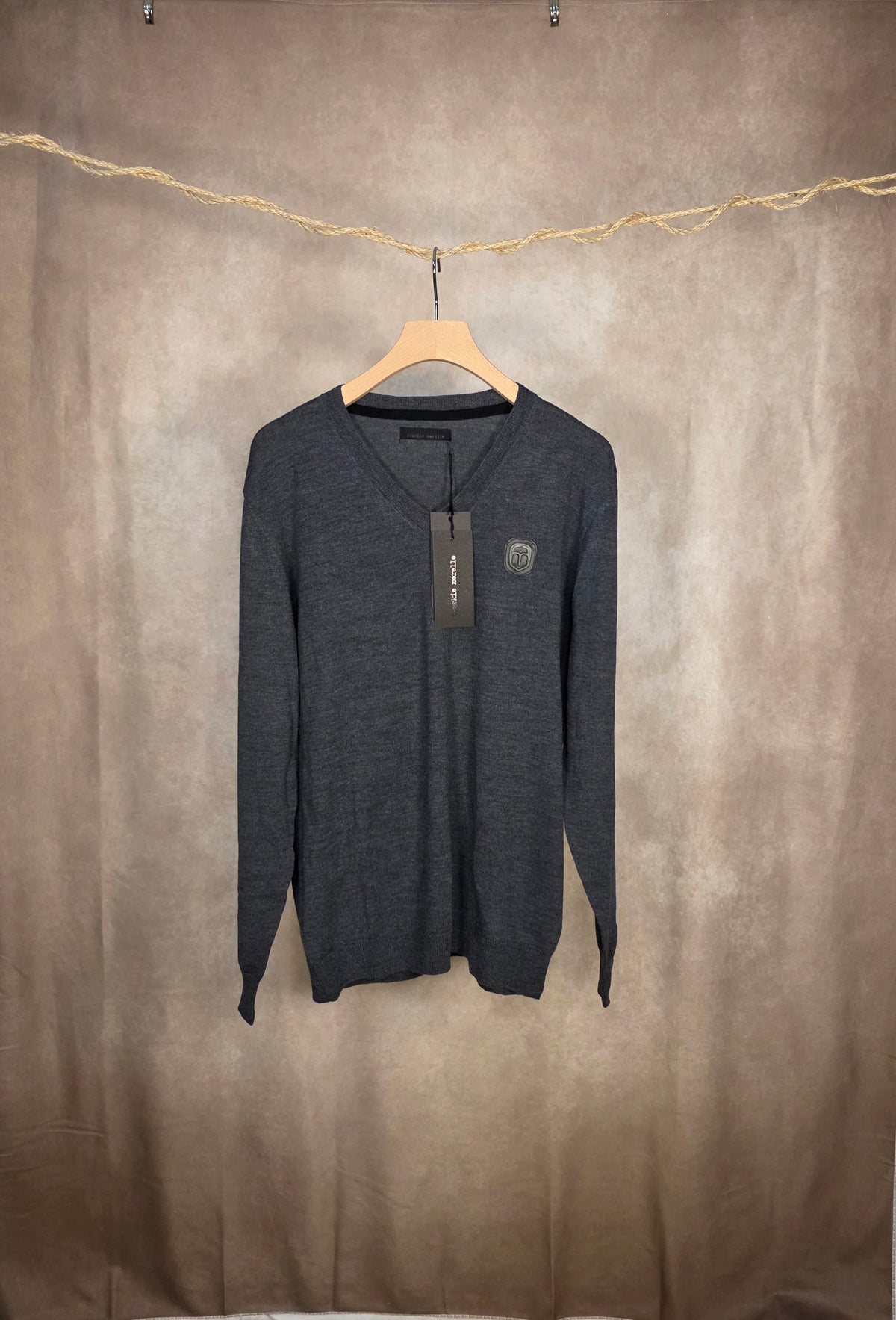 Maglia in lana grigio scuro di Frankie Morello