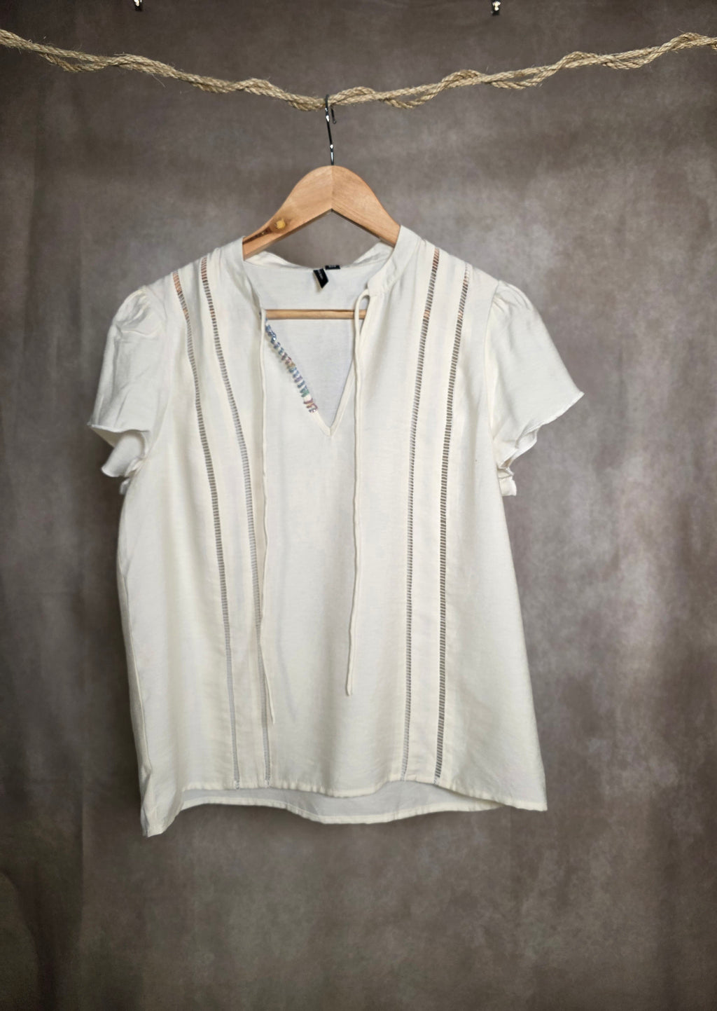 Camicia con inserti in pizzo traforato