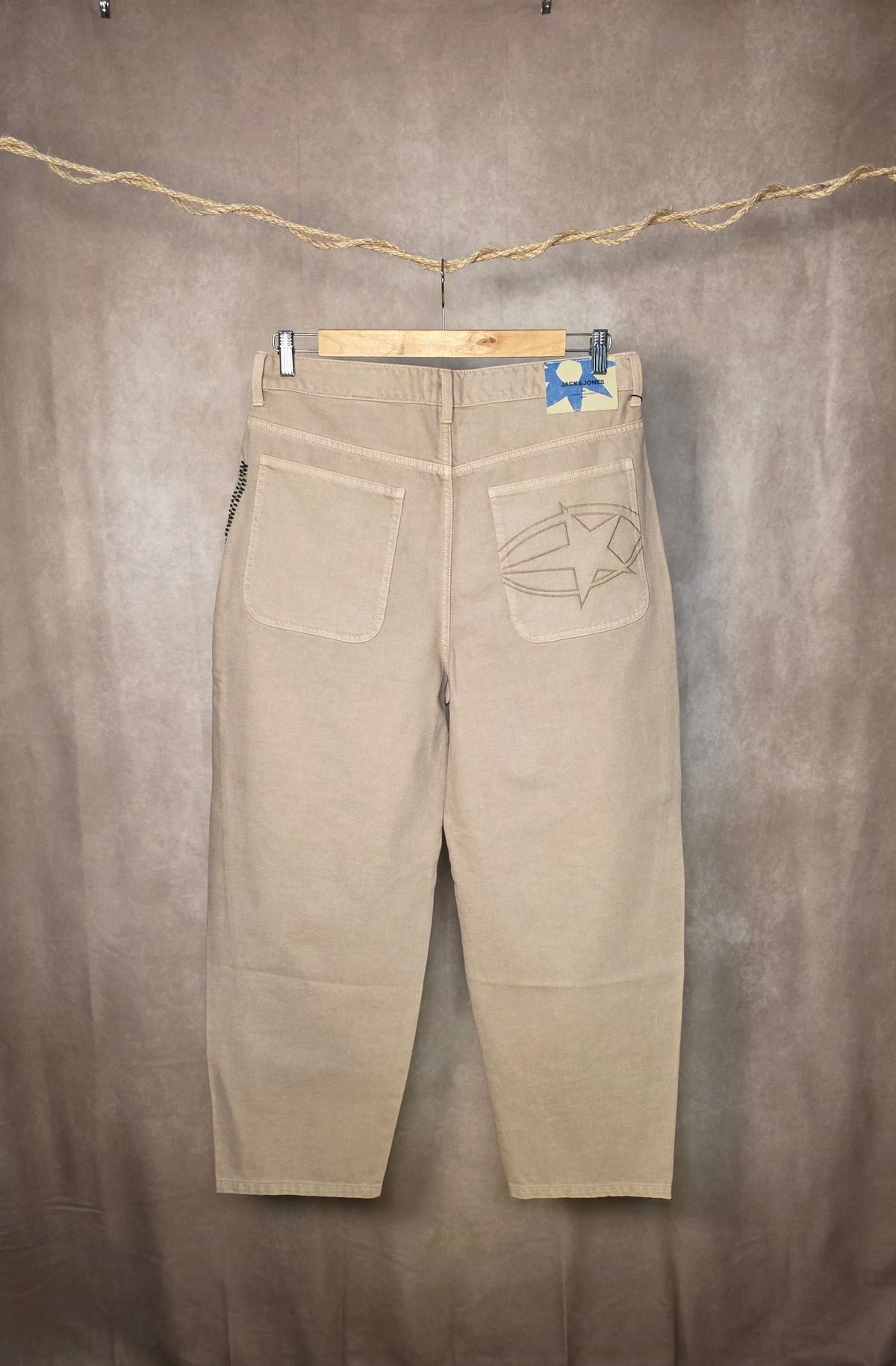 Jeans barrel fit