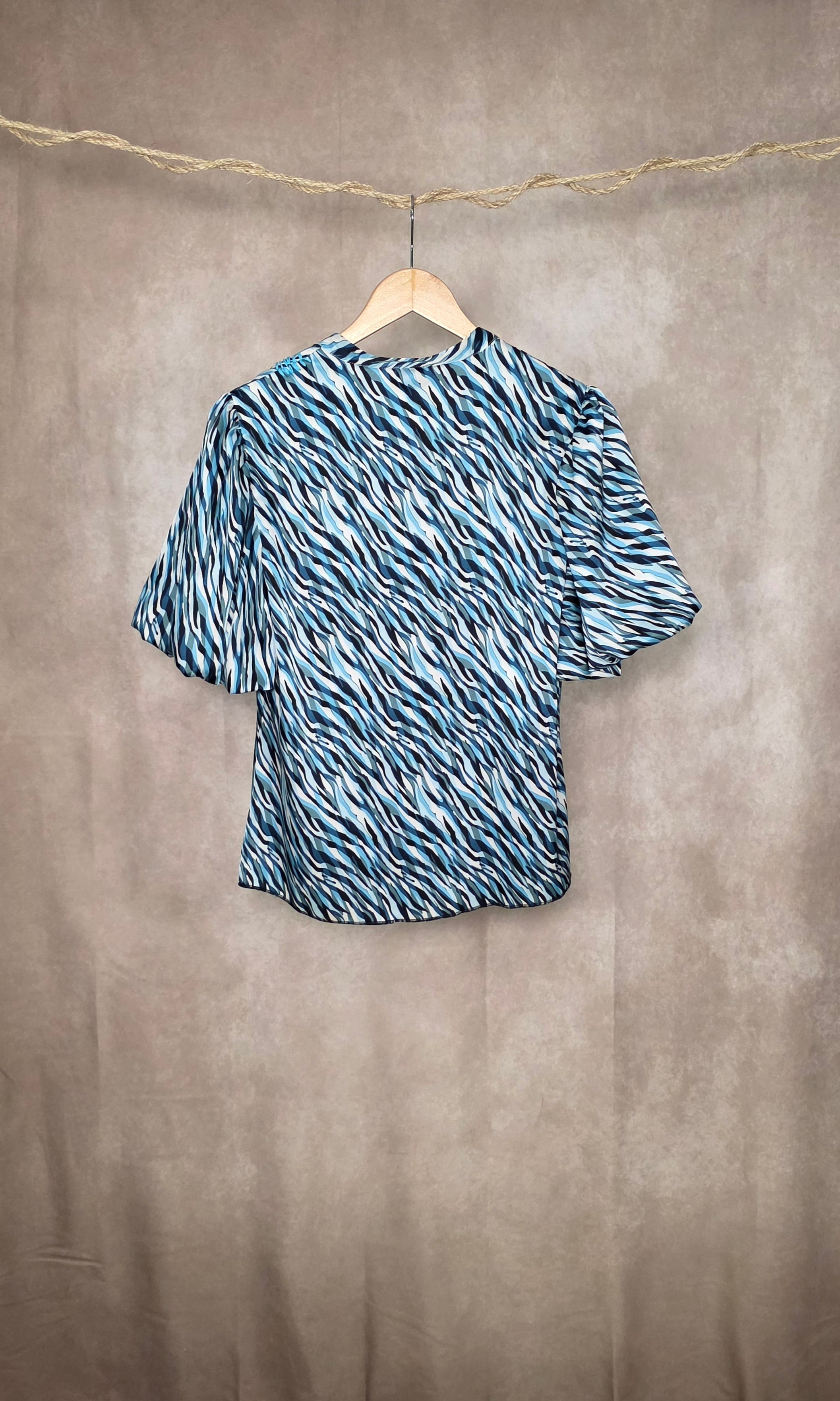 Camicia fantasia astratta