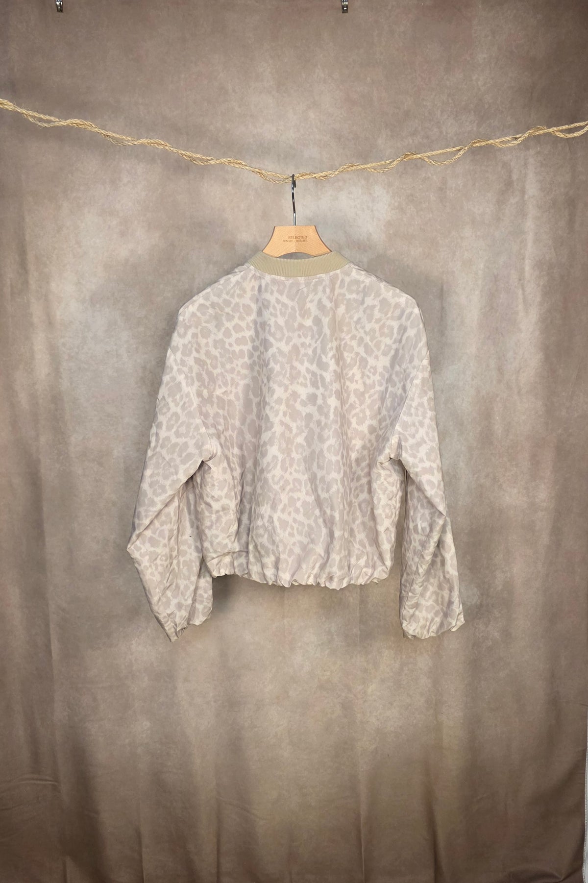 Giubbottto bomber stampa leopardata