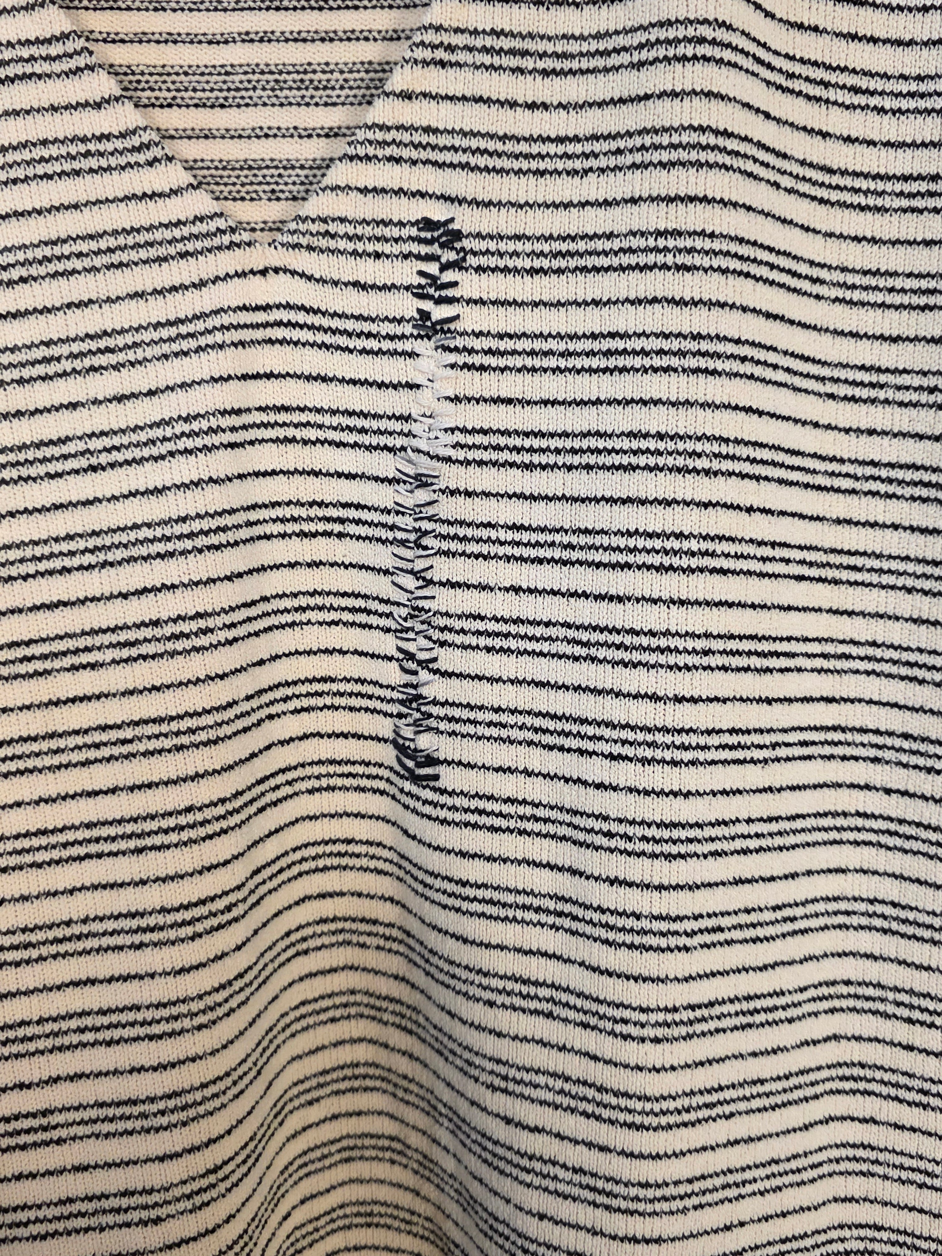 Top in maglia a scollo V smanicata