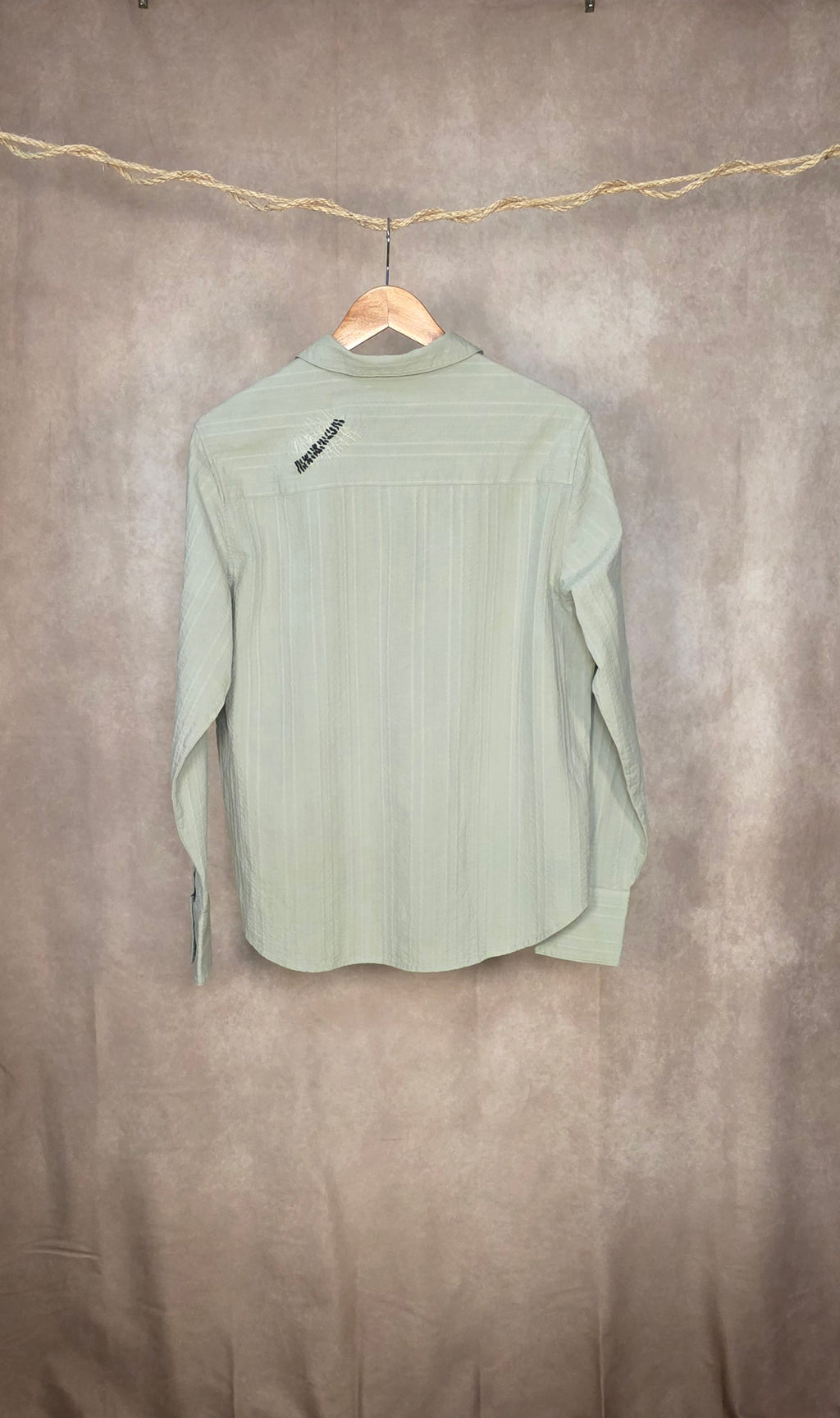 Camicia in cotone verde pastello