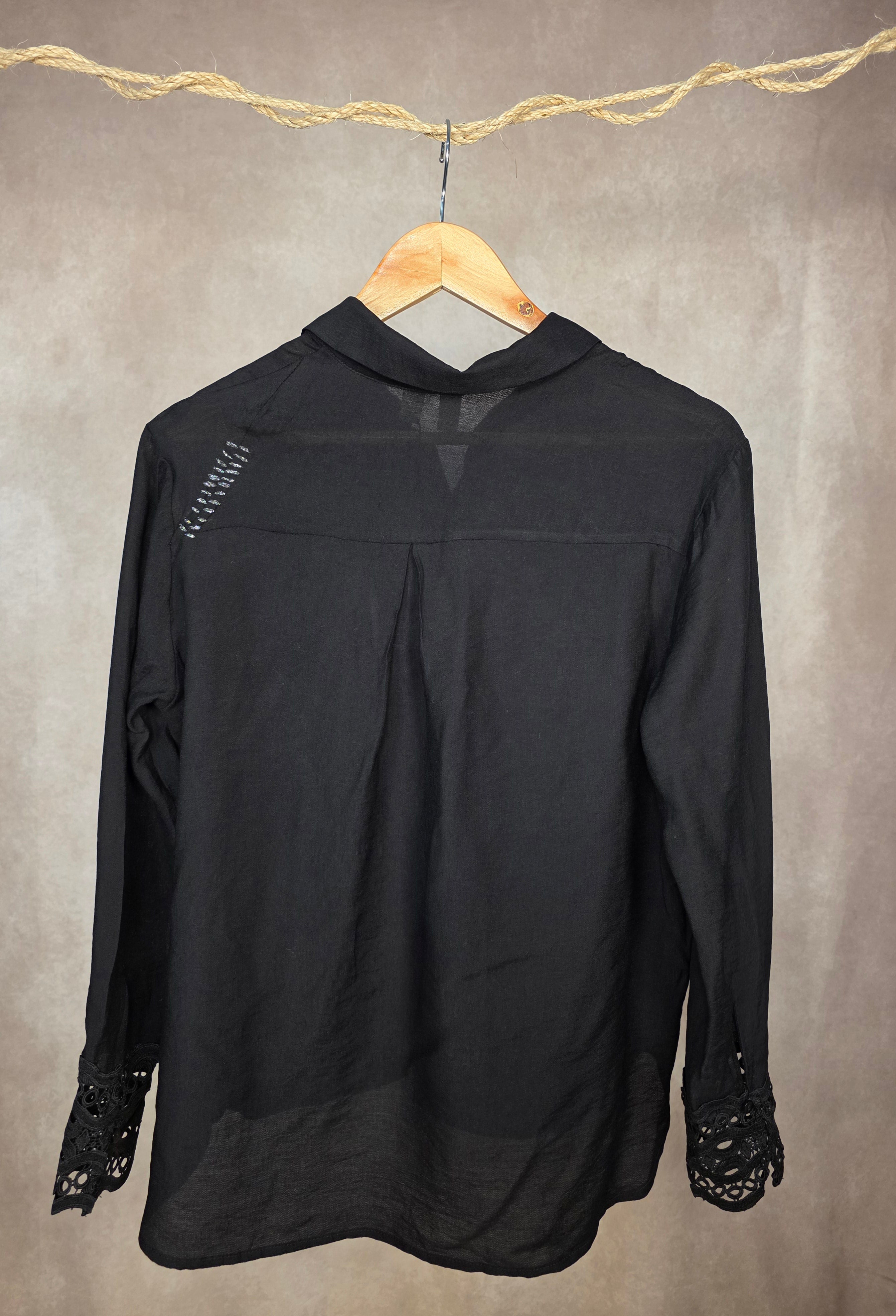 Camicia con inserti in pizzo