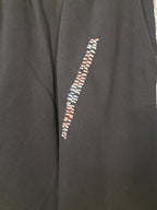Pantaloncini neri con inserti in pizzo