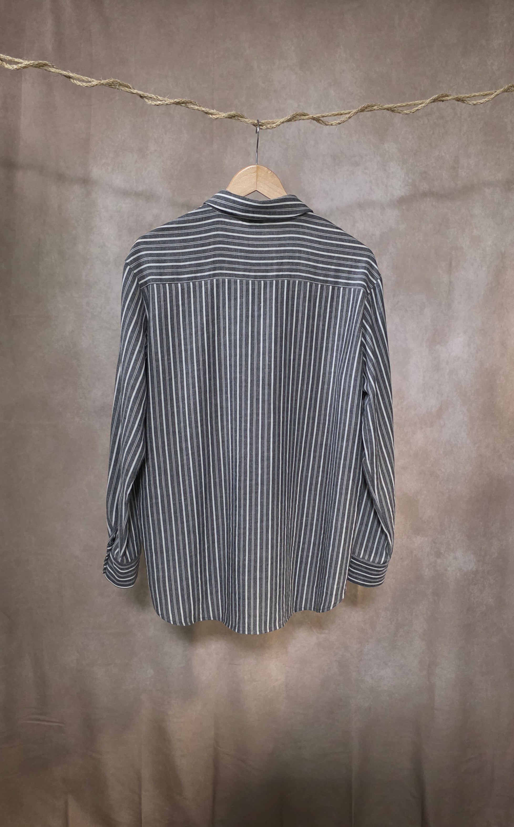 Camicia gessata a maniche lunghe