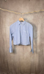 Camicia cropped a righe gessate