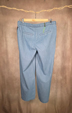 Wide fit jeans