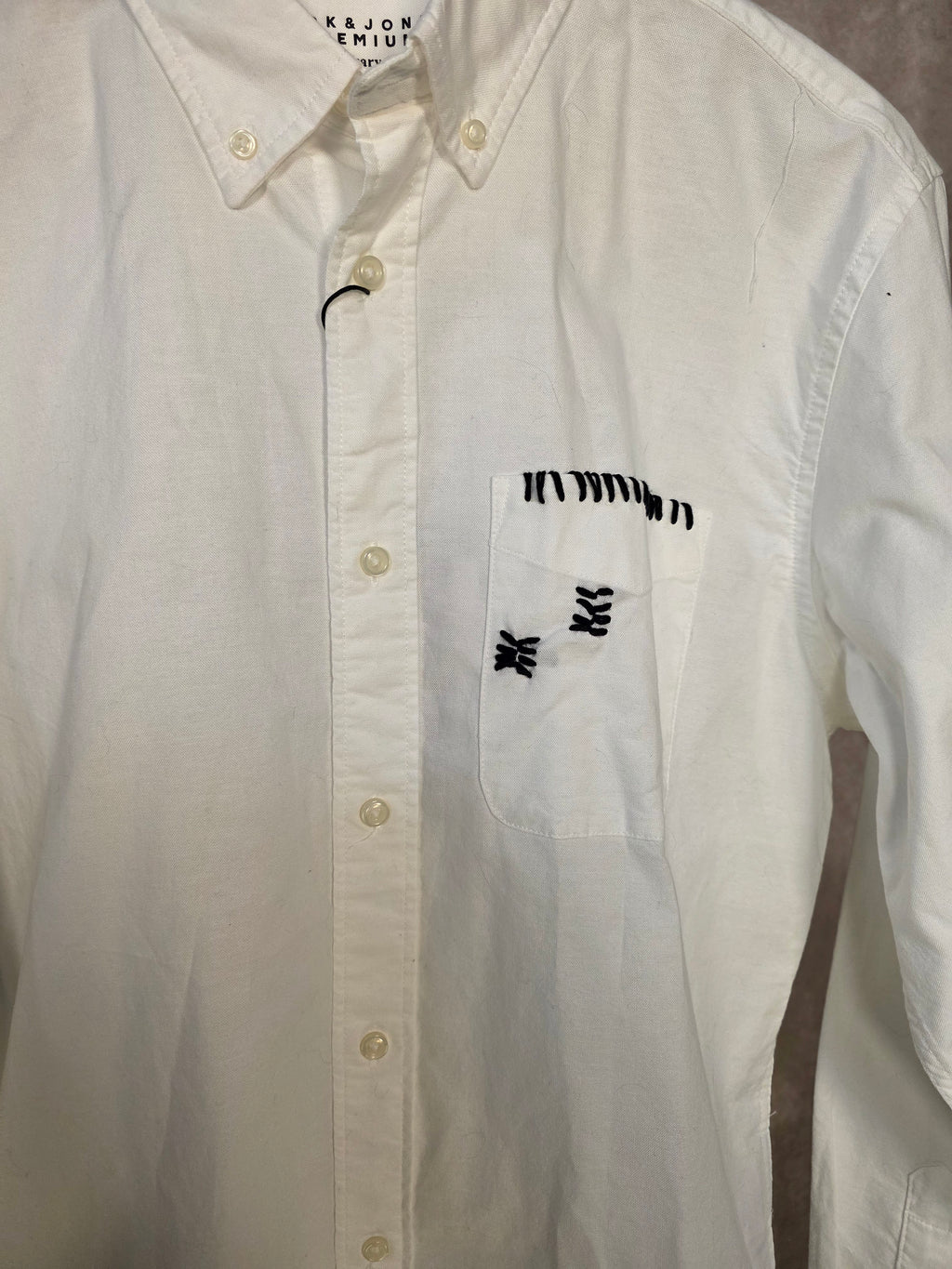 Camicia bianca a maniche lunghe