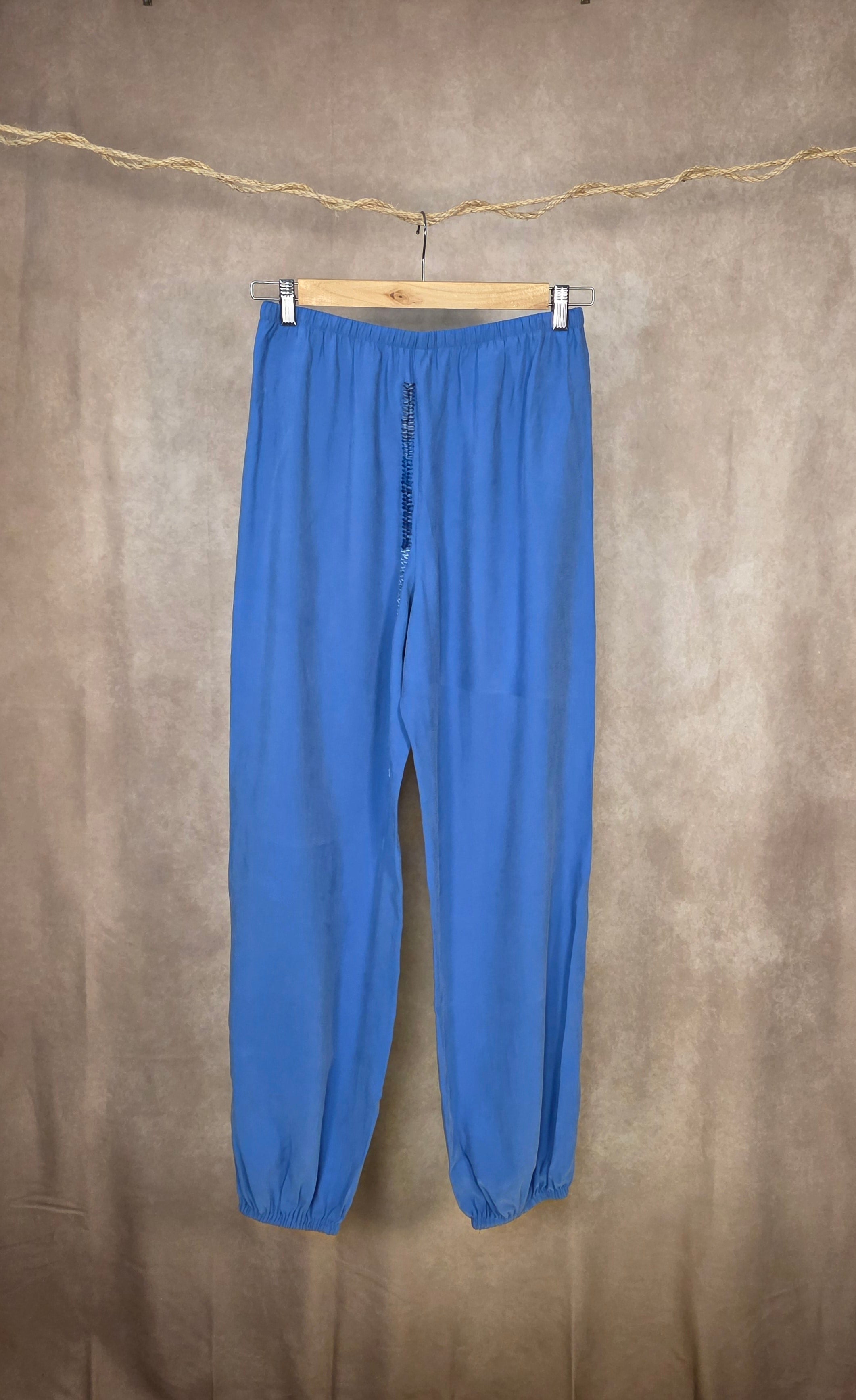Pantaloni jogger blu leggeri