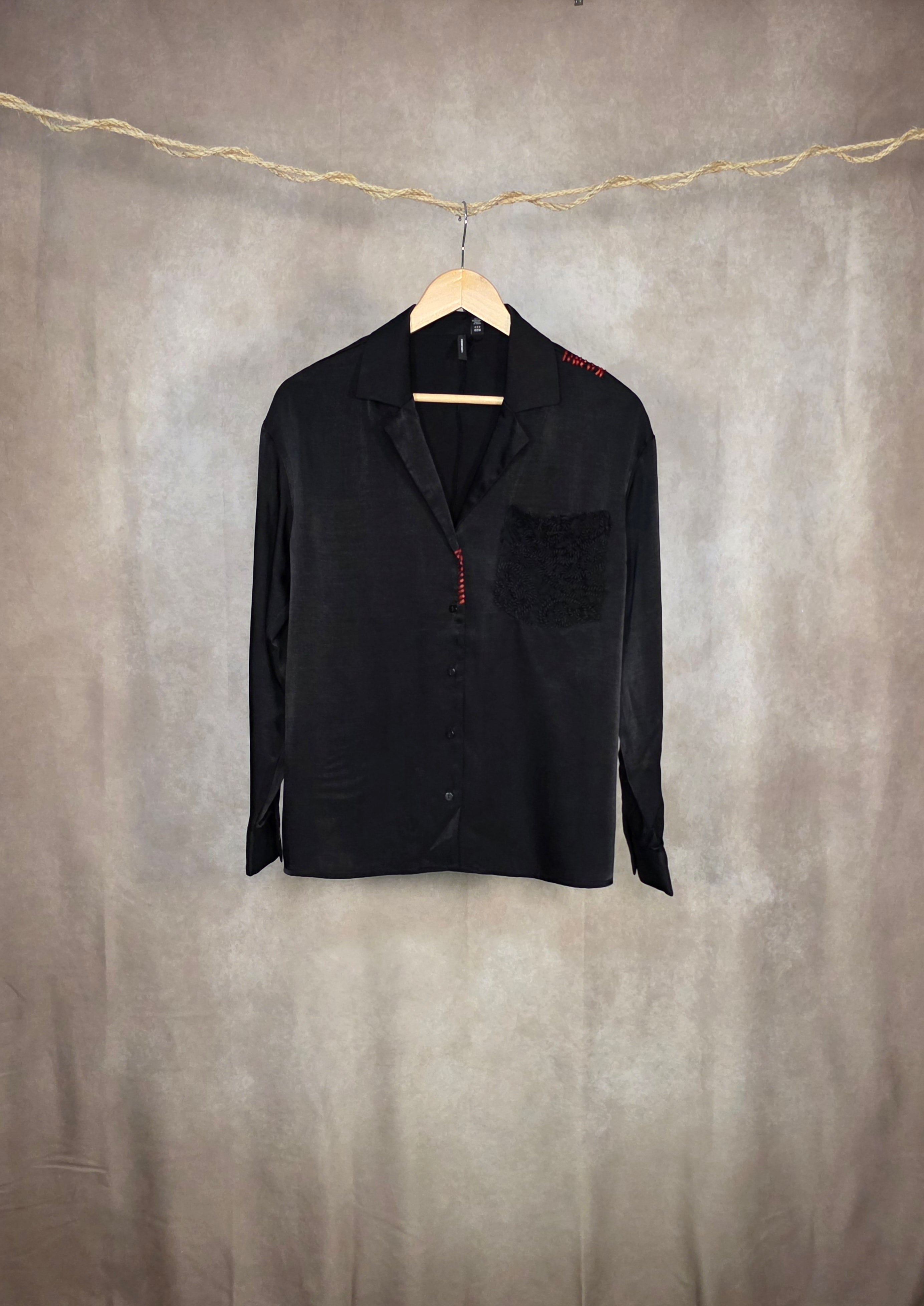 Camicia a maniche lunghe nera