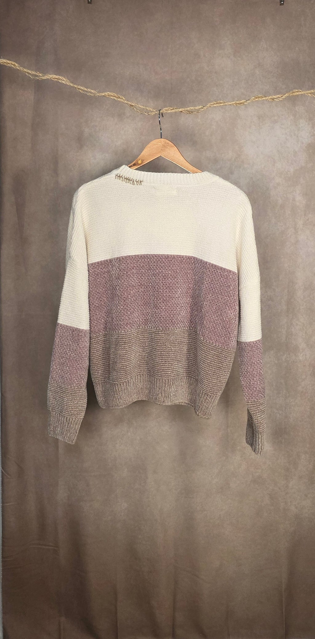 Maglione morbido a blocchi di colore in ciniglia
