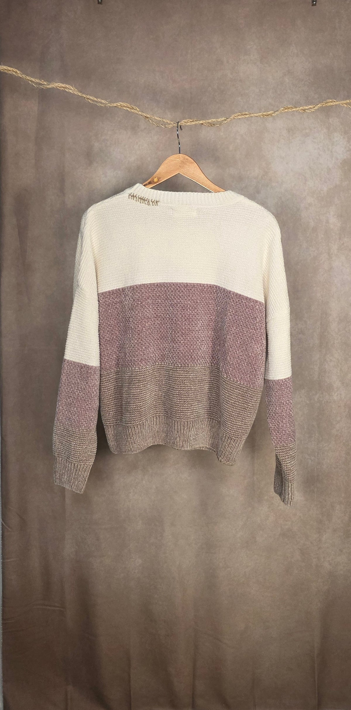 Maglione morbido a blocchi di colore in ciniglia