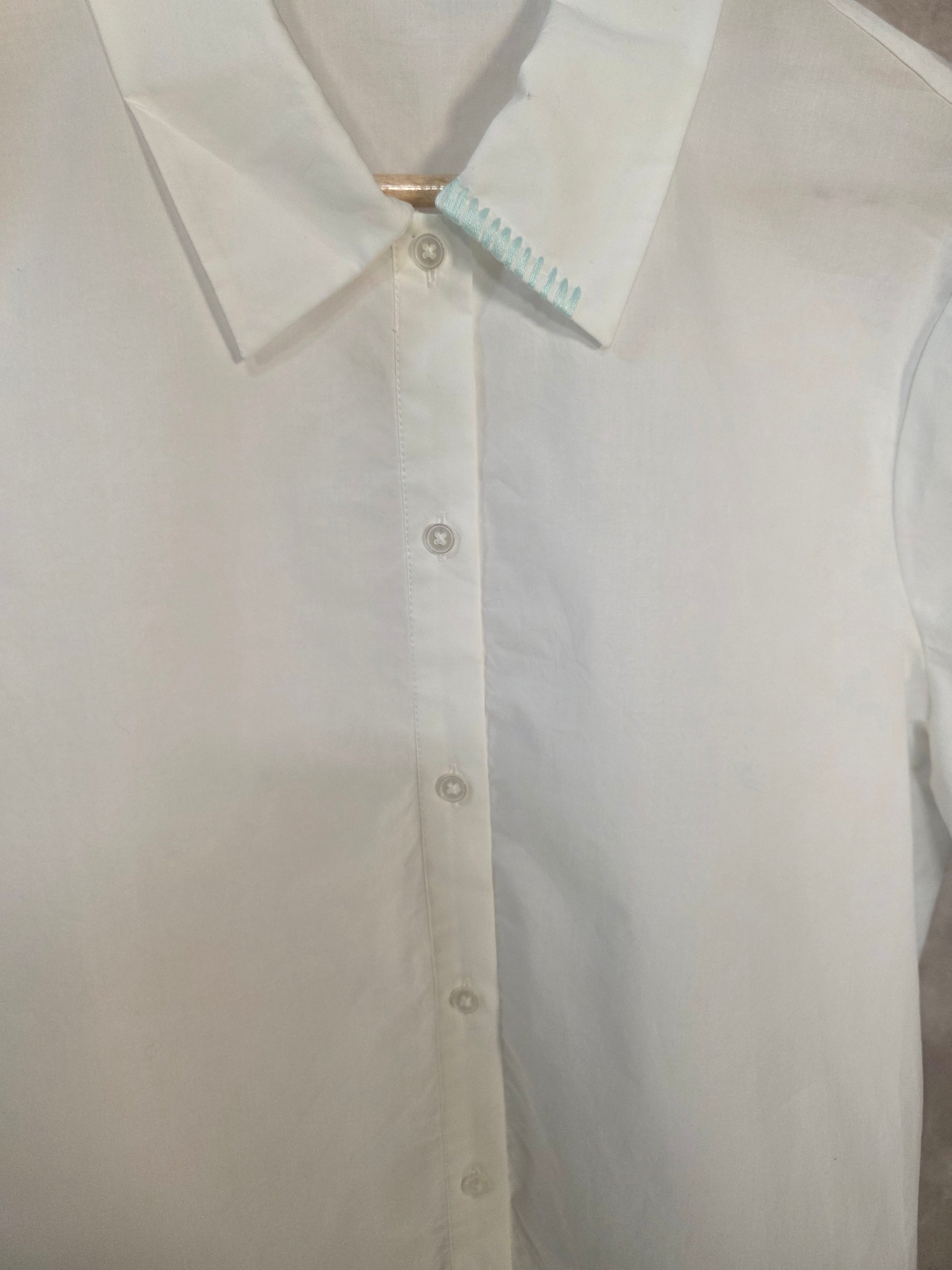 Camicia con inserti di sangallo
