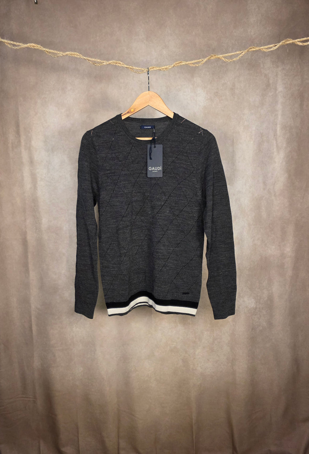 Maglia girocollo grigio Gaudì