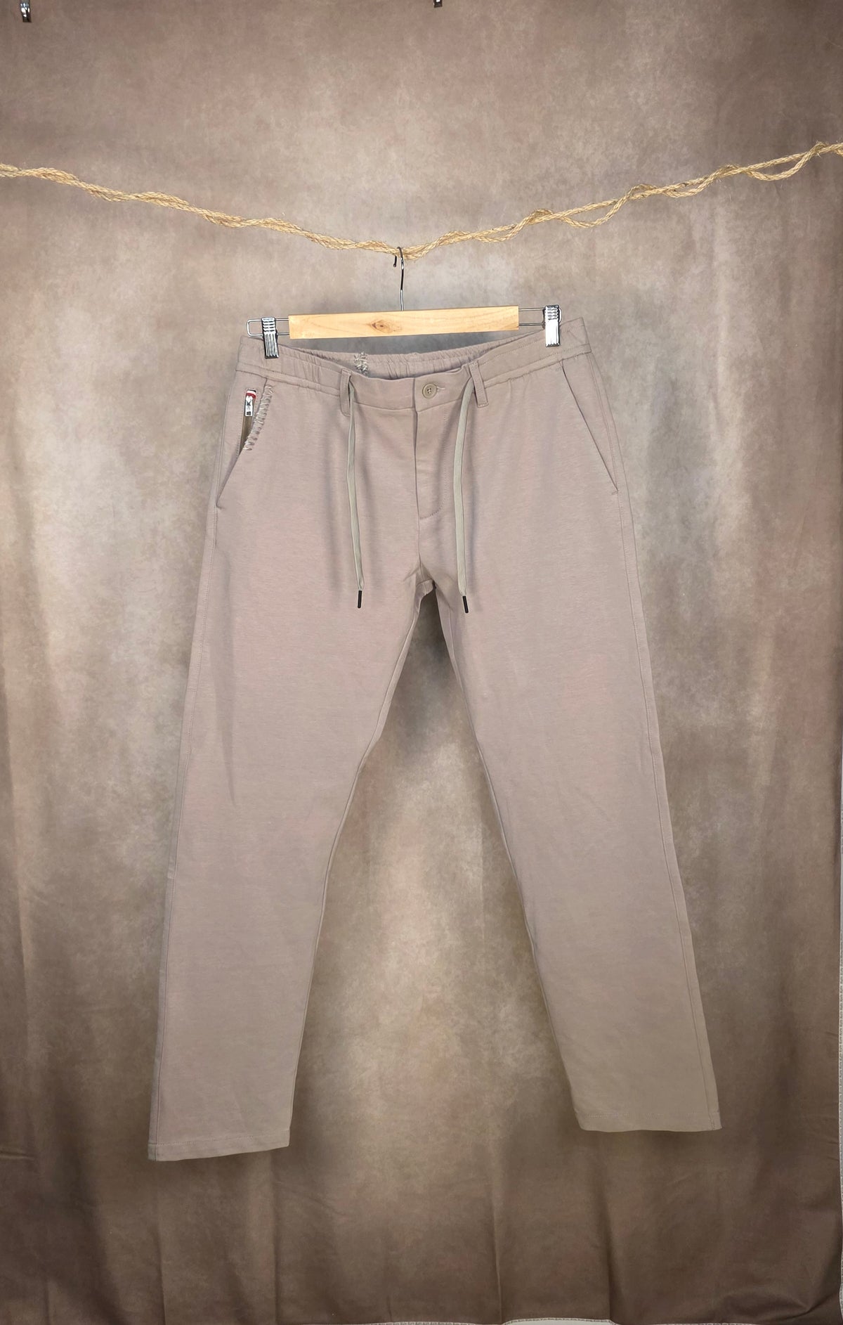 Pantaloni in misto cotone grigio tortora