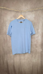 T-Shirt azzurra in misto cotone