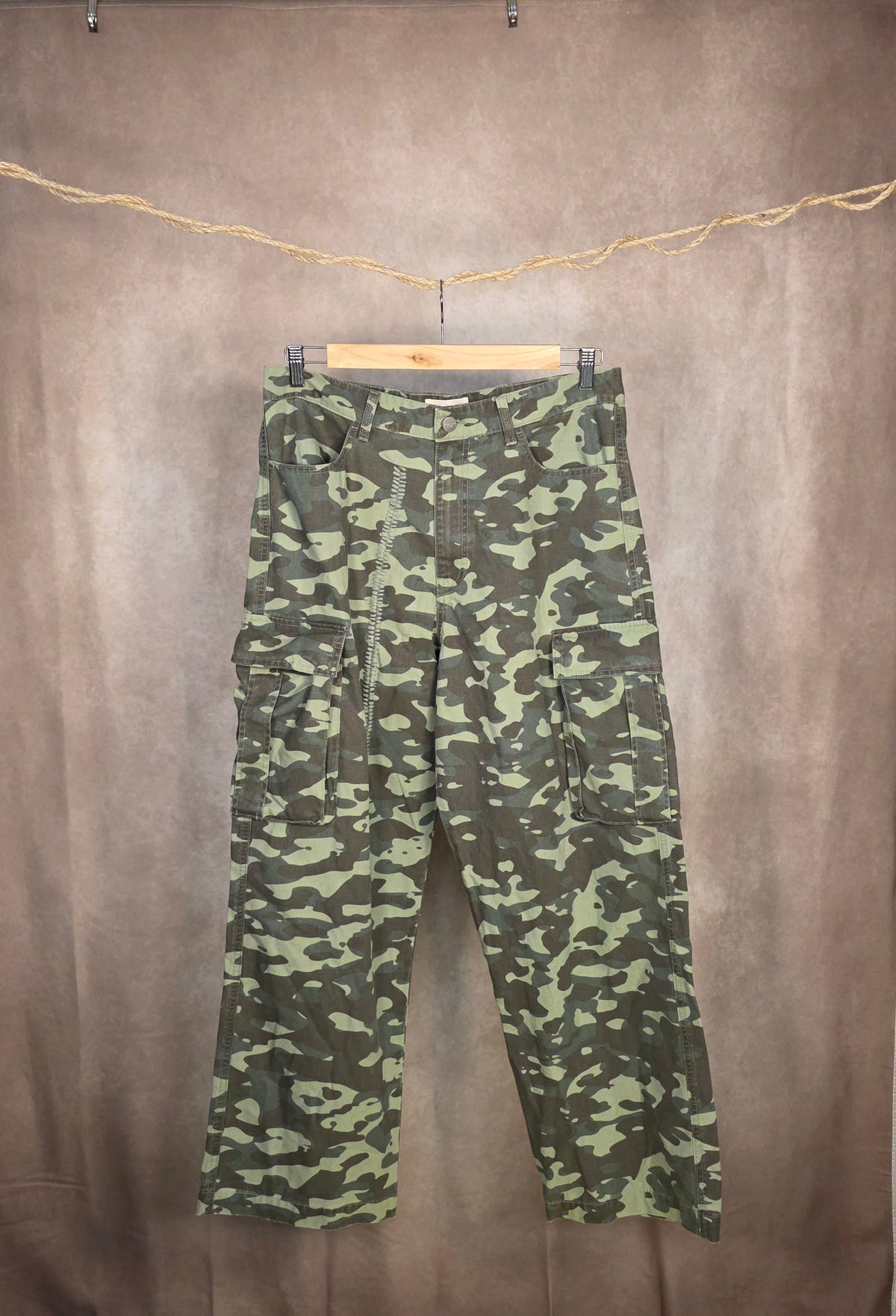 Pantaloni cargo in cotone baggy fit