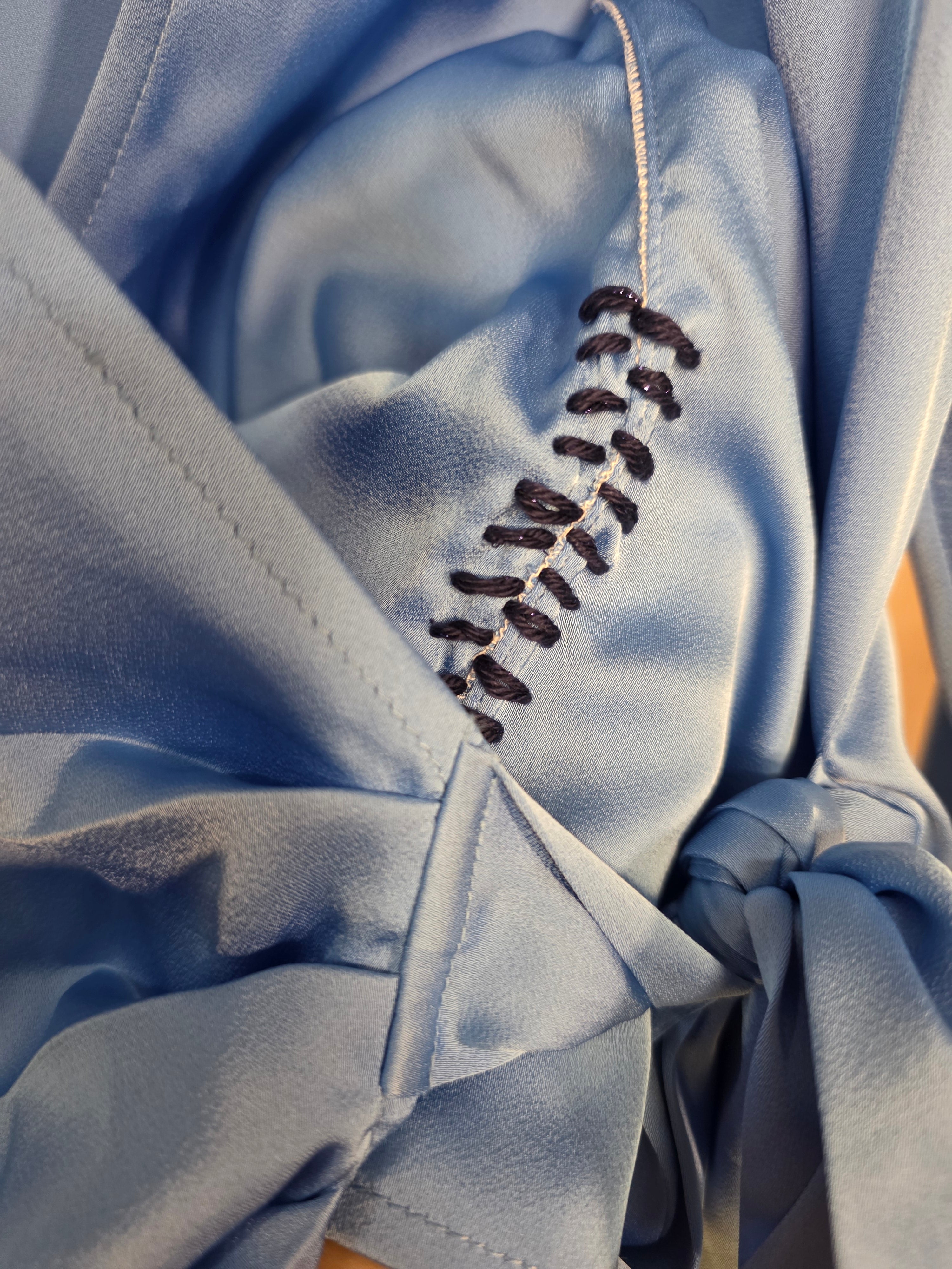 Camicia a Portafoglio con Chiusura a Fiocco
