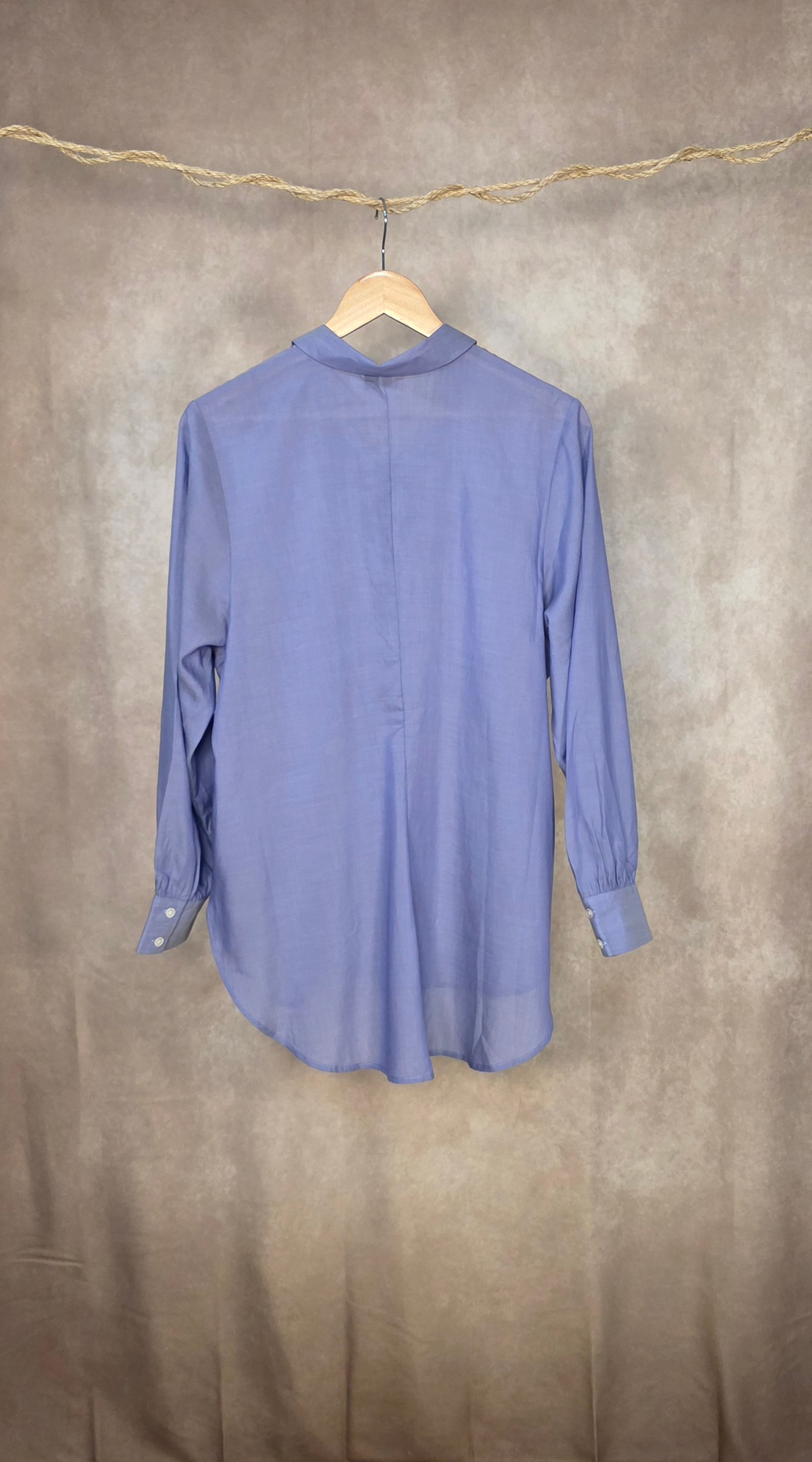 Camicia effetto velato in tessuto leggero