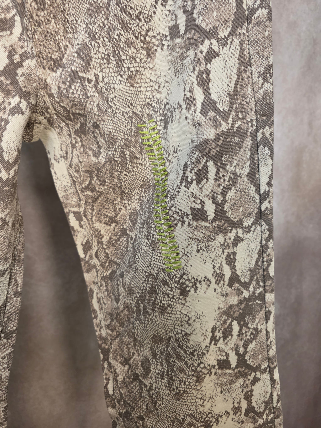 Jeans Straight Fit Snake Print