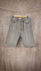 Shorts di jeans baggy