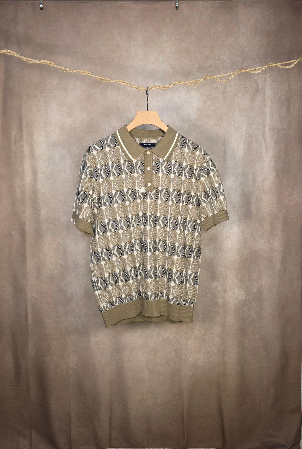 Polo in maglia jacquard geometrica