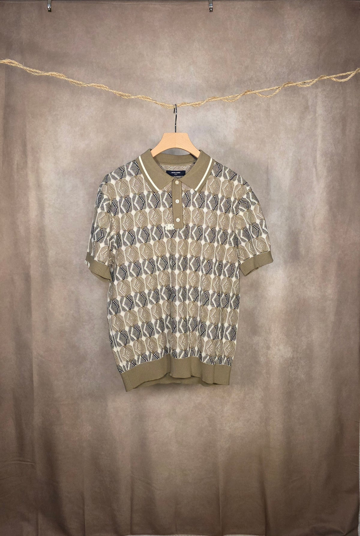 Polo in maglia jacquard geometrica