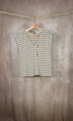 Top in maglia a scollo V smanicata