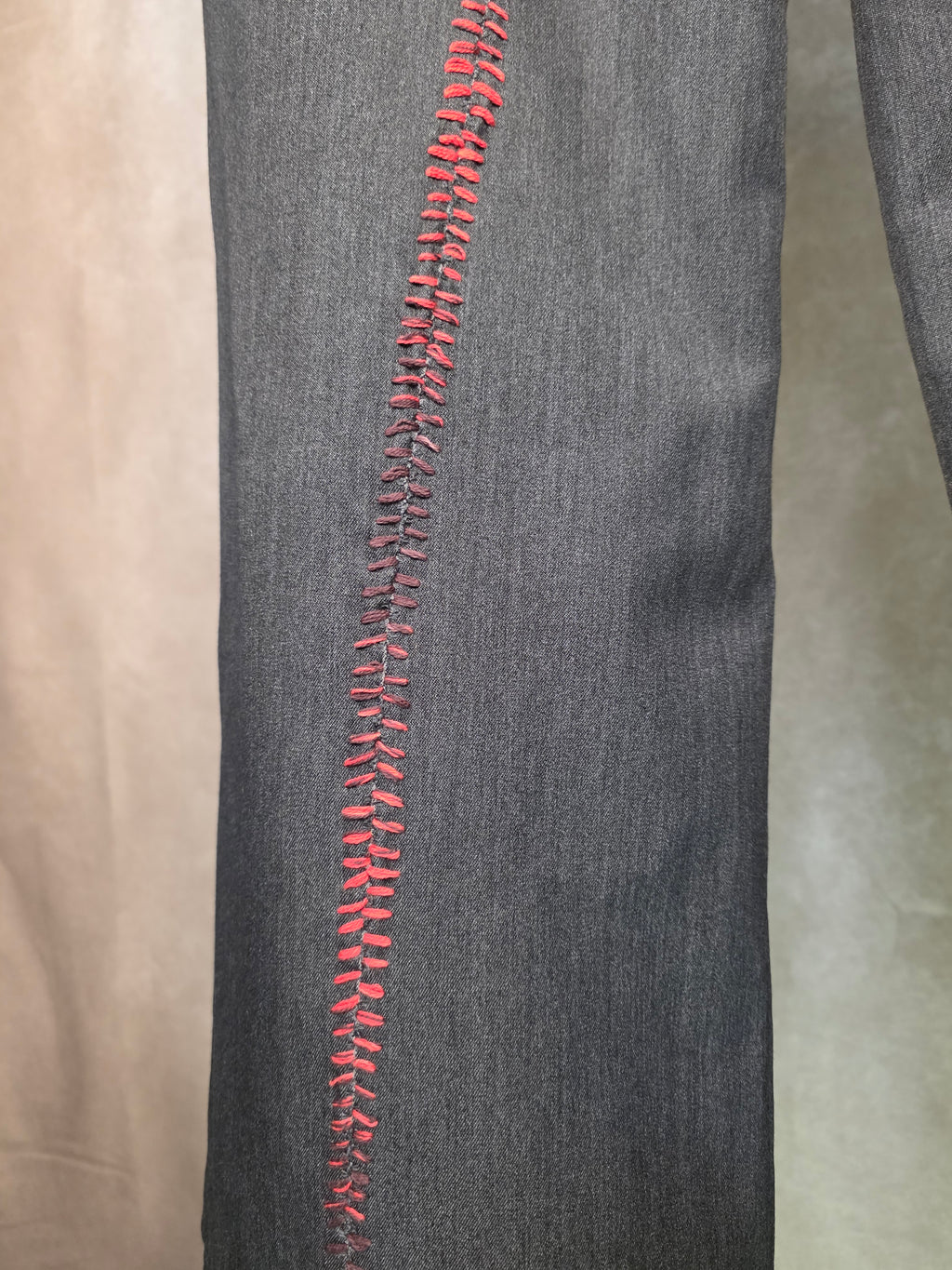 Pantalone a  pinces vita alta