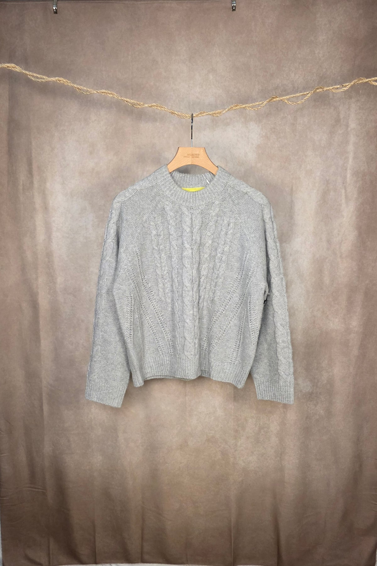 Maglia intrecciata girocollo